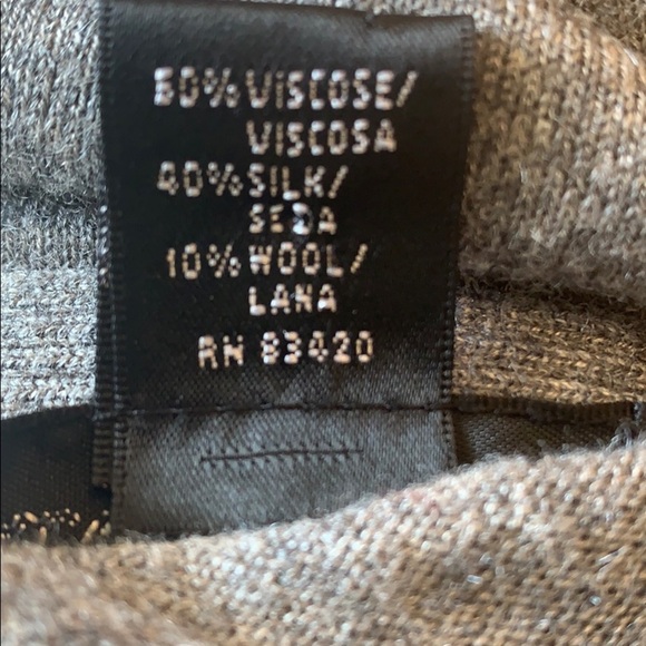 AUGUST SILK•SWEATER - Picture 6 of 6